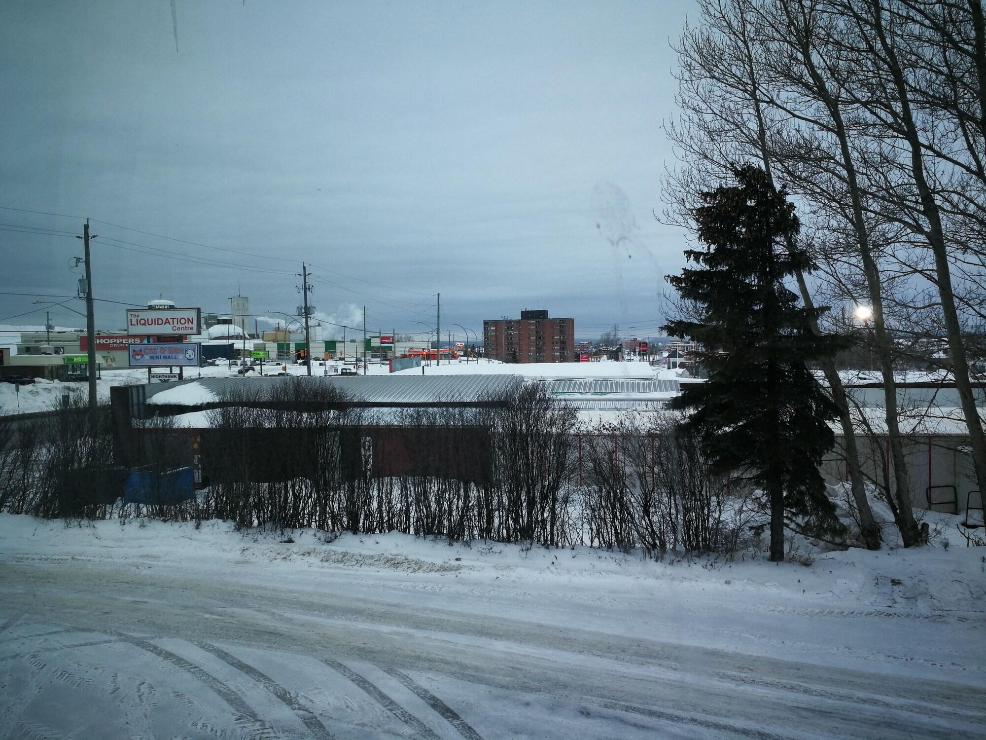 Super 8 By Wyndham Timmins On Hotell Eksteriør bilde