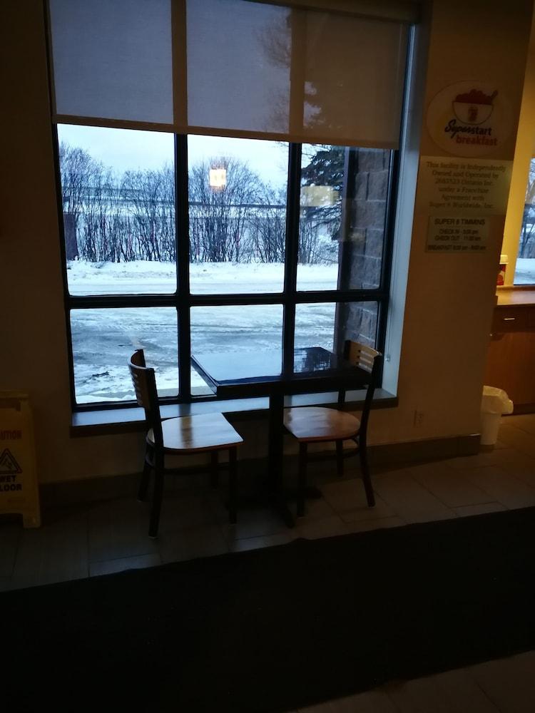 Super 8 By Wyndham Timmins On Hotell Eksteriør bilde
